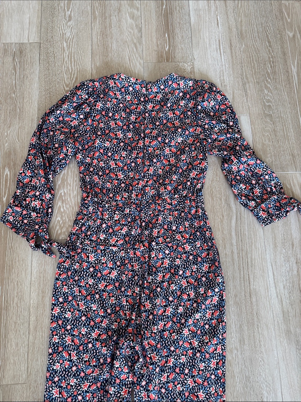 Floral V-Neck Long Sleeve Jumpsuit in Navy with Coral Accents - Picture 15 of 16